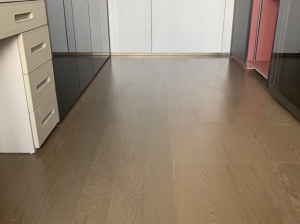 木地板打蜡